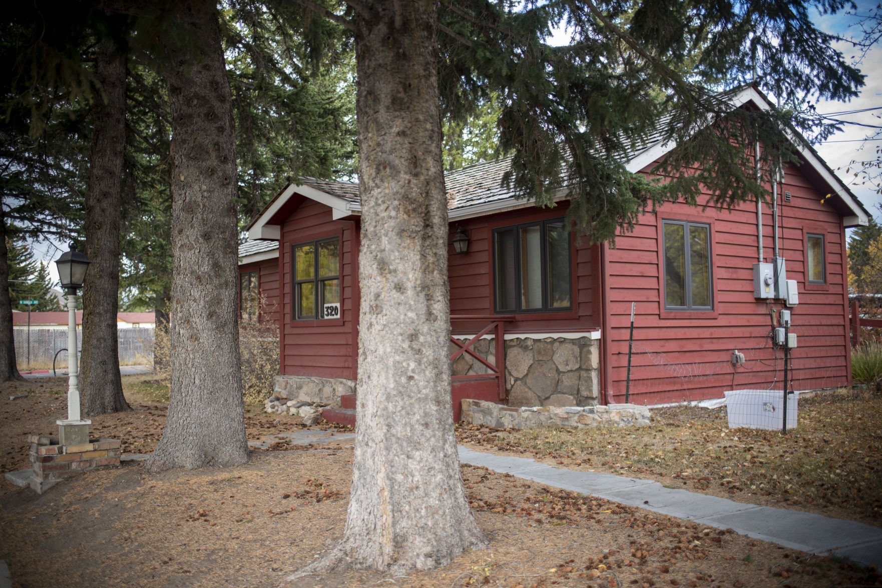Red House LLC block
